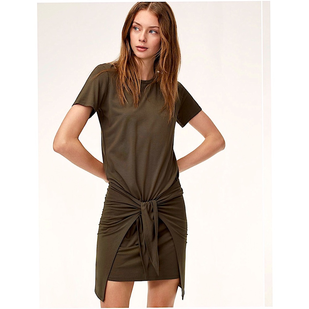 (SOLD)ARITZIA Wilfred Free Bair Dress In Black